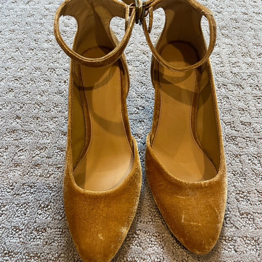 Soludos Chic Tan Velvet Ankle Strap Heels